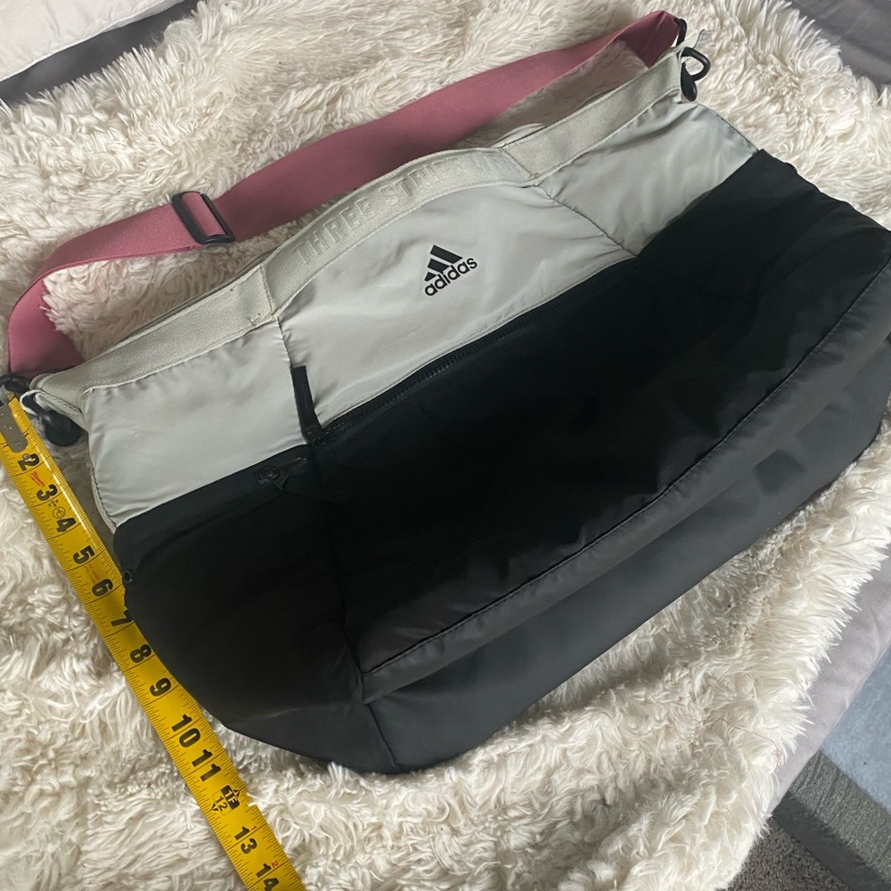 Adidas gym shoulder bag yoga Pilates lifting commute